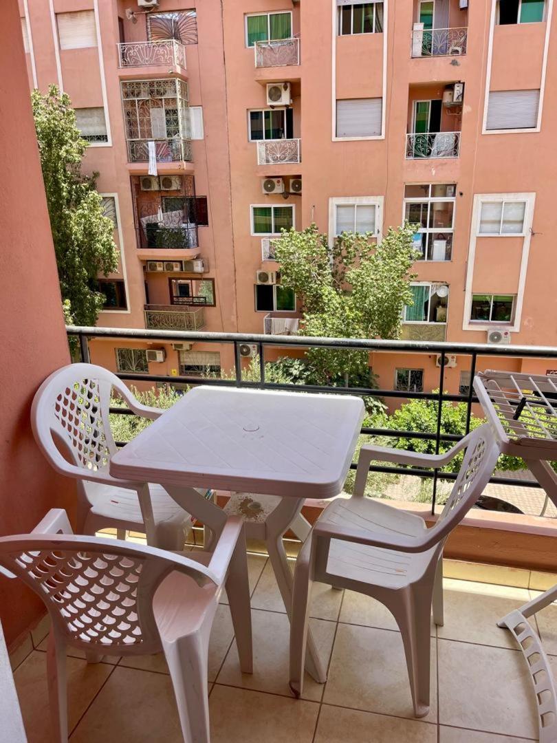 Superbe Appartement A Marrakech Quartier Majorelle 2 Chambres Marrakesh Esterno foto